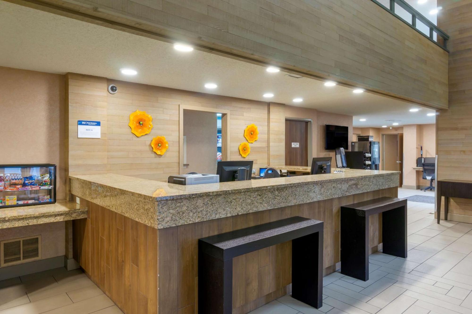 Best Western Plus Oak Harbor Hotel&Conference Center Exterior foto