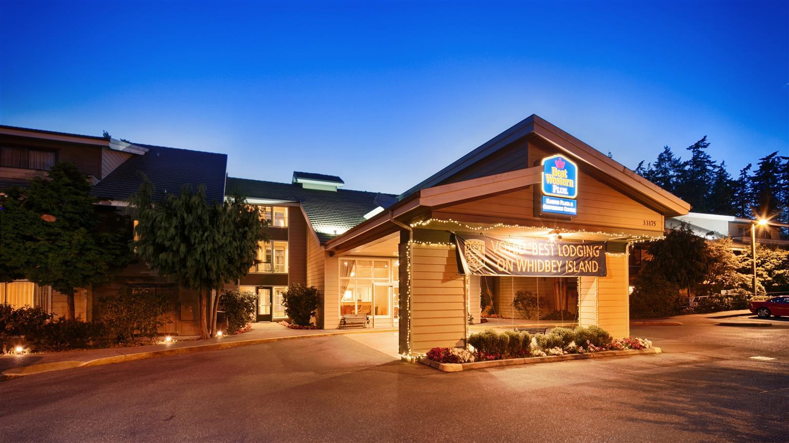 Best Western Plus Oak Harbor Hotel&Conference Center Exterior foto